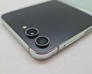 Smartphone SAMSUNG Galaxy Z Flip5 512GB 8GB Menta