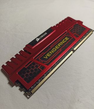 Corsair Vengeance 8GB DDR3 1866MHz RAM per PC