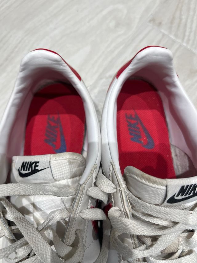 Zapatillas Nike Cortez Rojas y Blancas