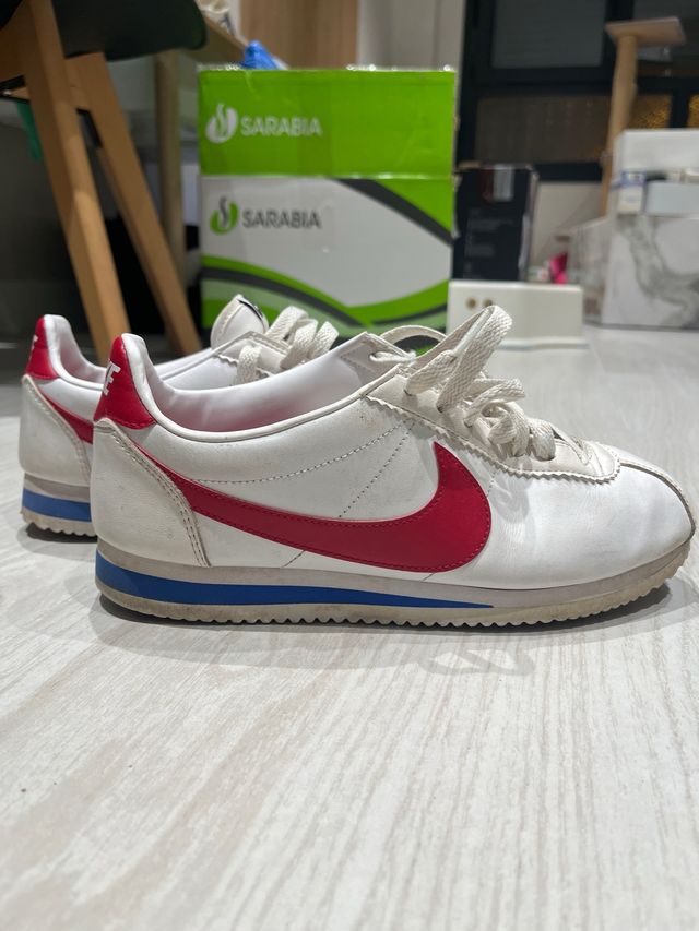 Zapatillas Nike Cortez Rojas y Blancas