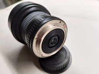 Obiettivo Samyang 8mm F3.5 UMC Fisheye CS II