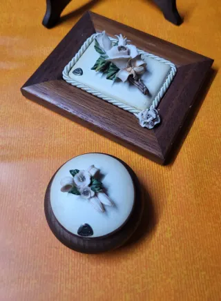 Capodimonte quadro con fiori e cofanetto