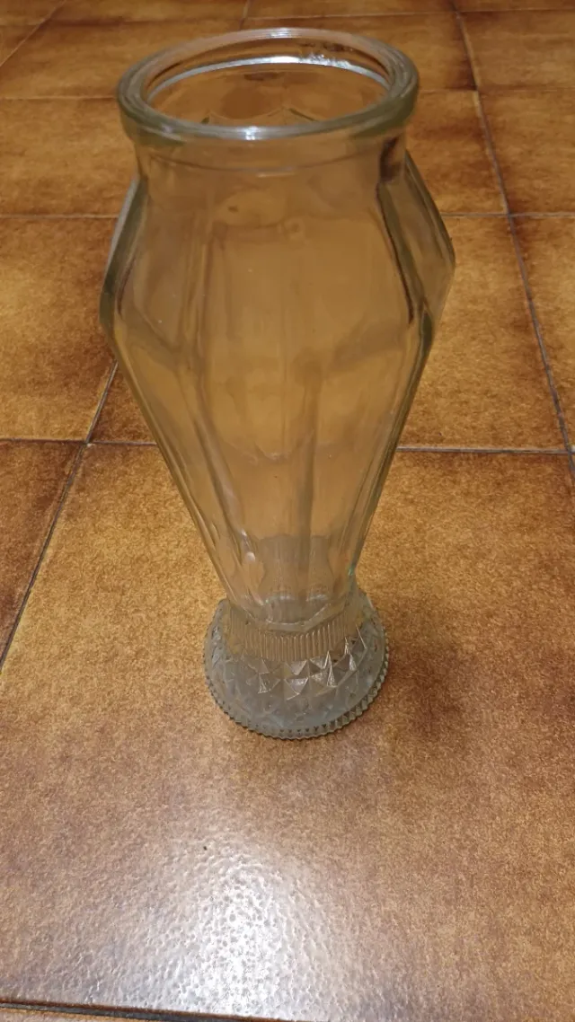 Florero de cristal macizo