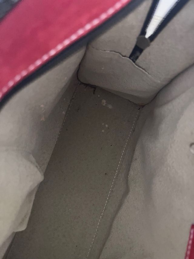 Bolso Loewe Amazona Rojo y Negro