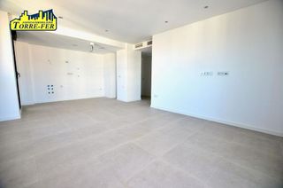 Piso en venta en Nueva Andalucía en Almería
