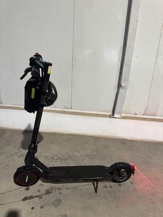 Patinete Eléctrico Xiaomi Pro 2 + casco + mochila
