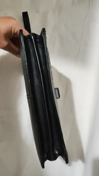 Borsello Piquadro nero in pelle