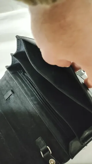 Borsello Piquadro nero in pelle