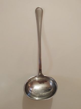 Zuppiera in acciaio con mestolo