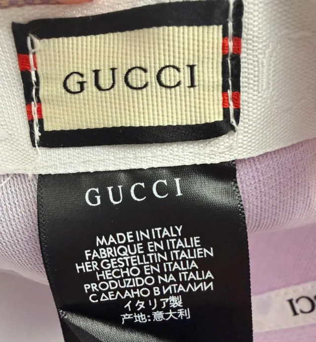 Gorra Gucci Beige y Morado