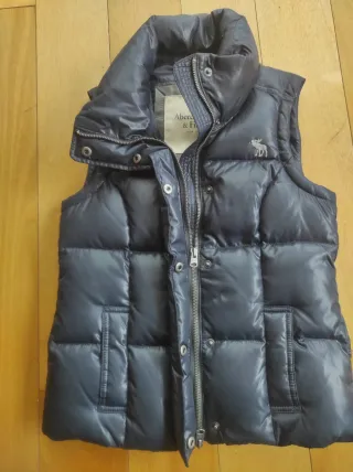 Chaleco acolchado mujer (Abercrombie & Fitch, XS)