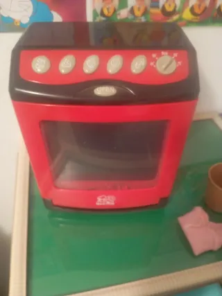 Juguete lavavajillas y placa cocina