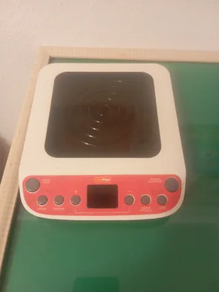 Juguete lavavajillas y placa cocina