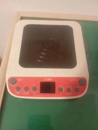 Juguete lavavajillas y placa cocina