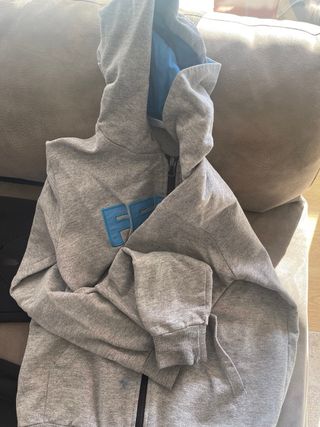 Chándal colegio FEDAC gris y azul