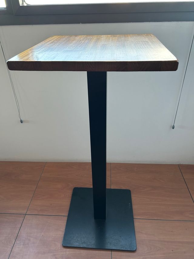 5 Mesas altas madera y metal