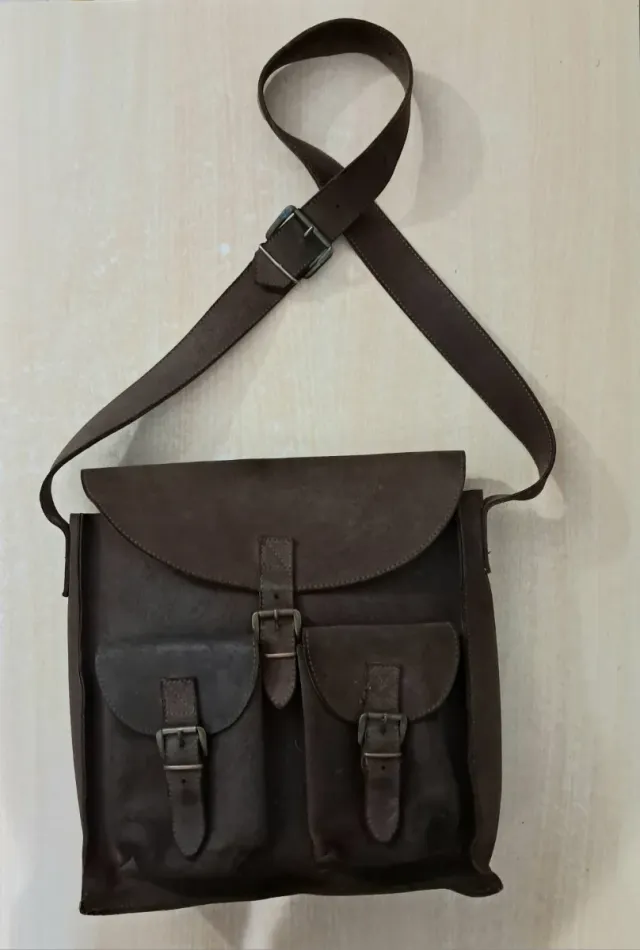Borsa in cuoio Vintage marrone con chiusure a clip
