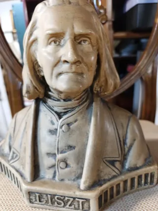 Figura vintage LISZT antigua de colección y decora