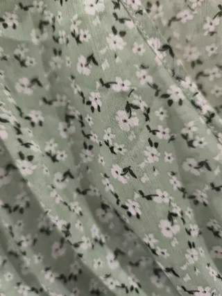 Blusa Stradivarius floral verde