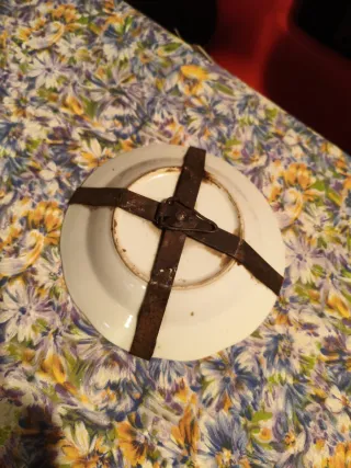 Antiguo cuenco porcelana china figuras