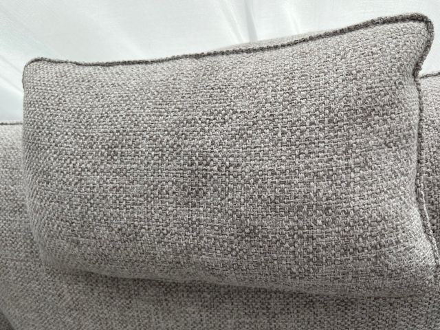 Divano ad angolo marrone, beige