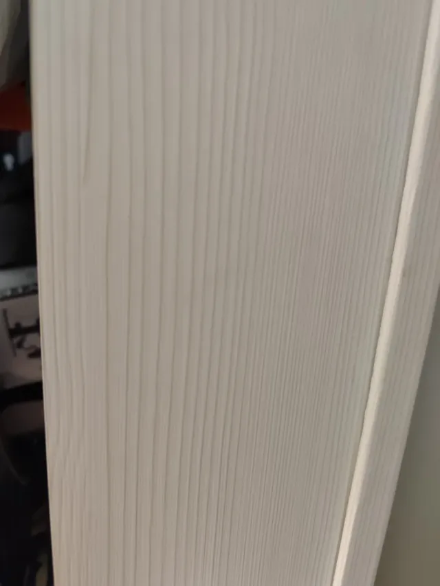 Puertas interiores madera y cristal.