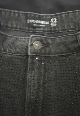 Minifalda negra con pedrería talla 42