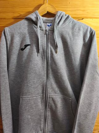 Sudadera Joma Color Gris y Negro Talla S.