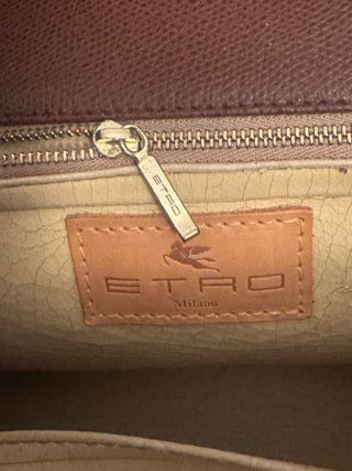 Bolso de mano y hombro estampado