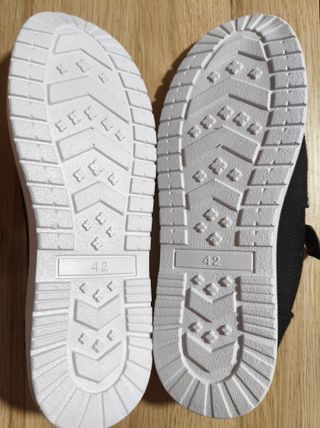 Mocasines tela verano talla 42.