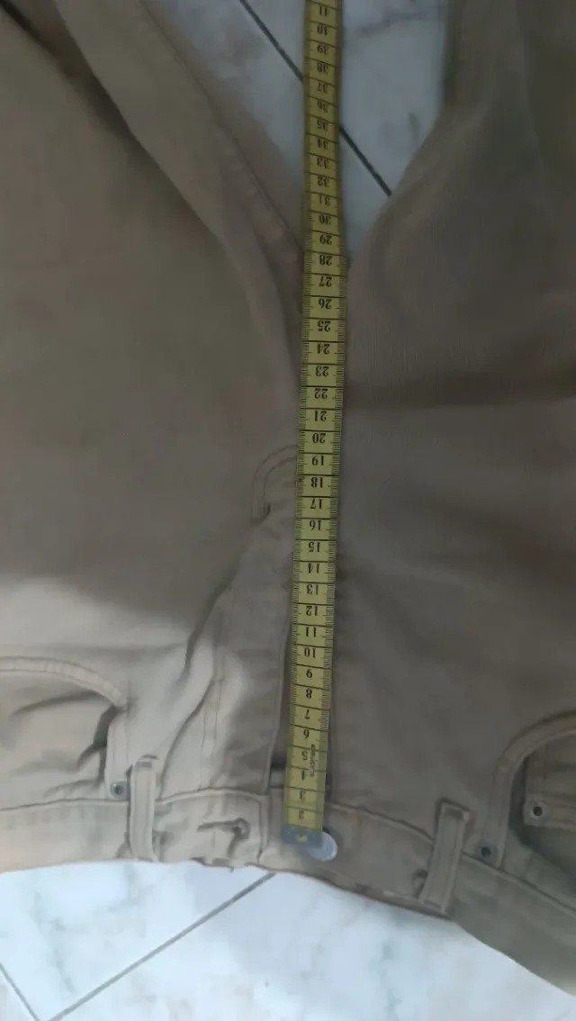 Pantaloni beige Uniform