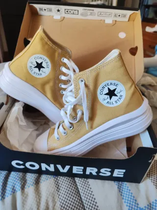 Scarpe Converse colore sabbia Alte