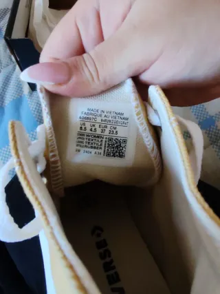 Scarpe Converse colore sabbia Alte