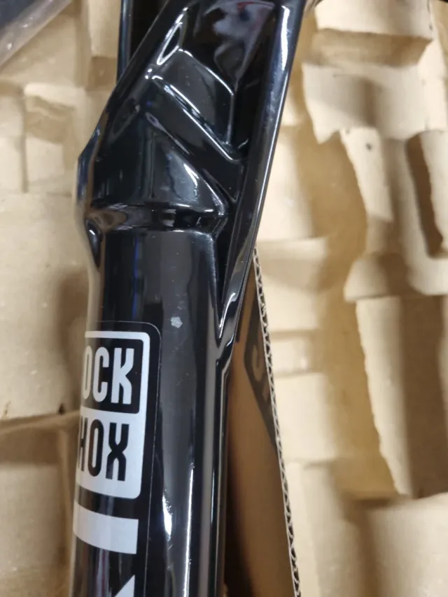 Horquilla RockShox Lyrik Ultimate Negra