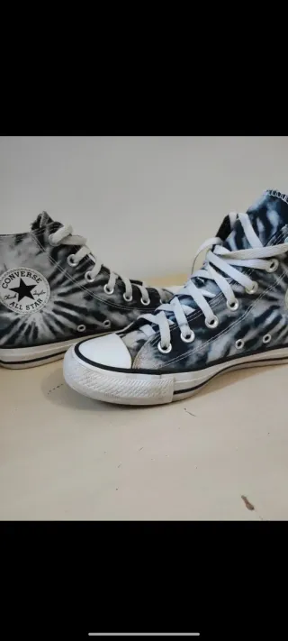 Converse Chuck Taylor Tie-Dye