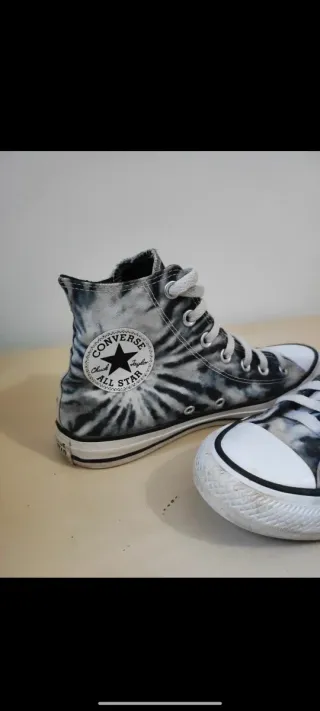 Converse Chuck Taylor Tie-Dye