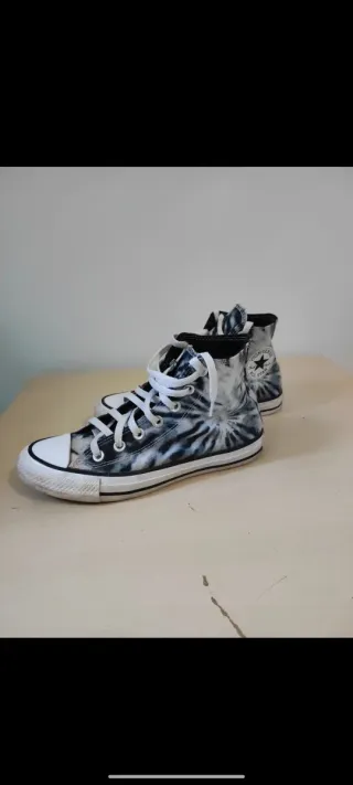 Converse Chuck Taylor Tie-Dye