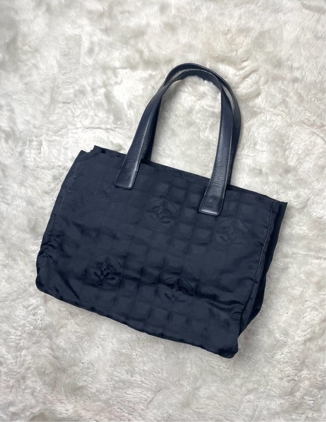 Borsa tote Chanel modello Travel Line Vintage