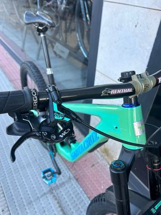 Santa Cruz Megatower Talla L