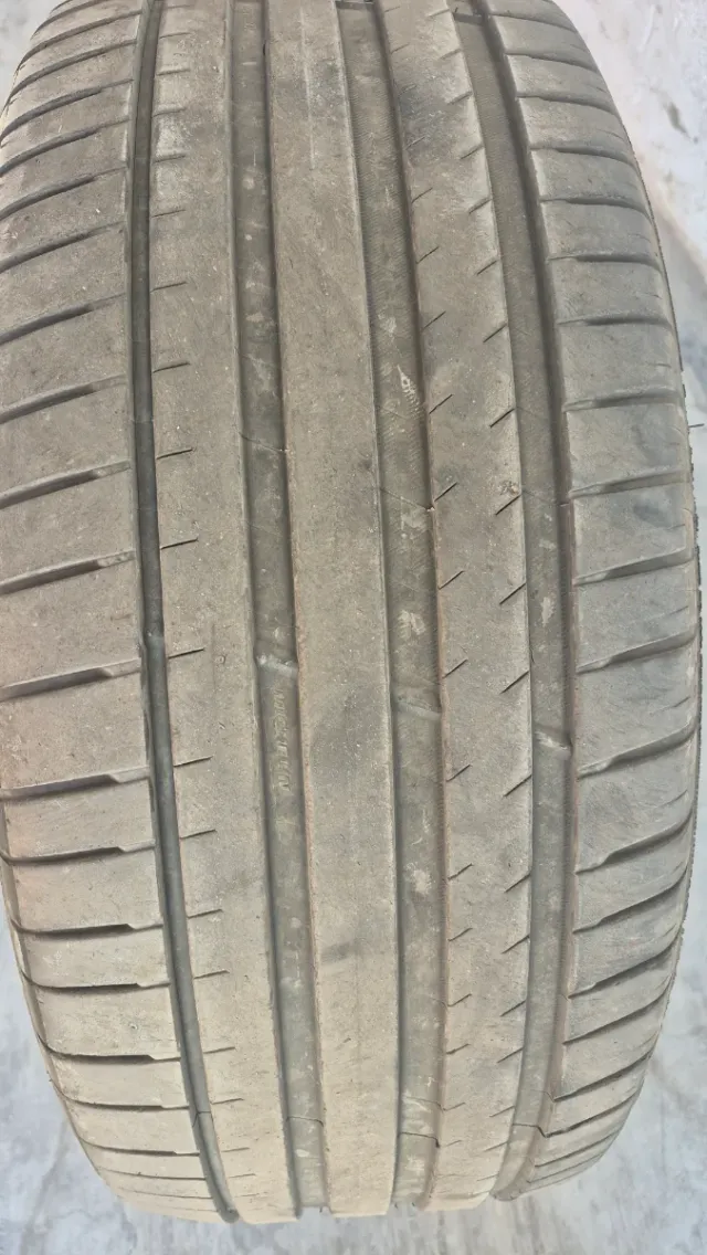 2 NEUMÁTICOS Michelin