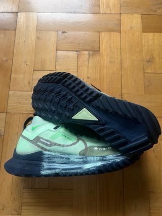 Nike Pegasus Trail 4 Gore-Tex Talla 43