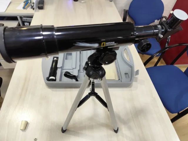 Telescopio Nacional Geographic para niños