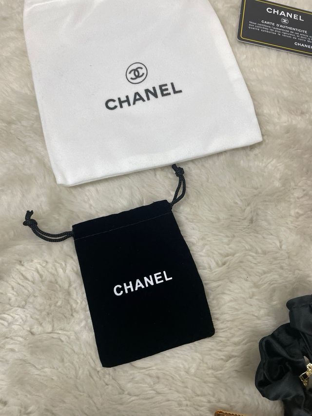 Set di accessori per capelli Chanel