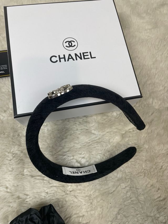 Set di accessori per capelli Chanel