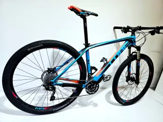 Cube Reaction Carbon L