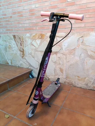 Patinete de niño y niña