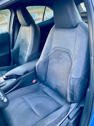 Lexus UX 2.0 250h Business