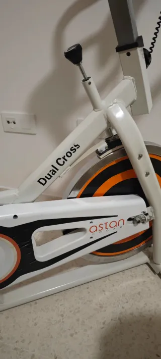 Bicicleta Estática Dual Cross Aston
