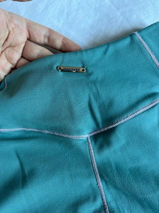 Conjunto deportivo top y leggings