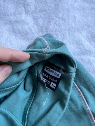 Conjunto deportivo top y leggings